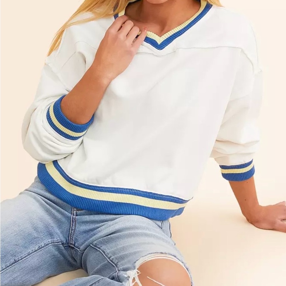 Free People White and Blue Sweatshirt